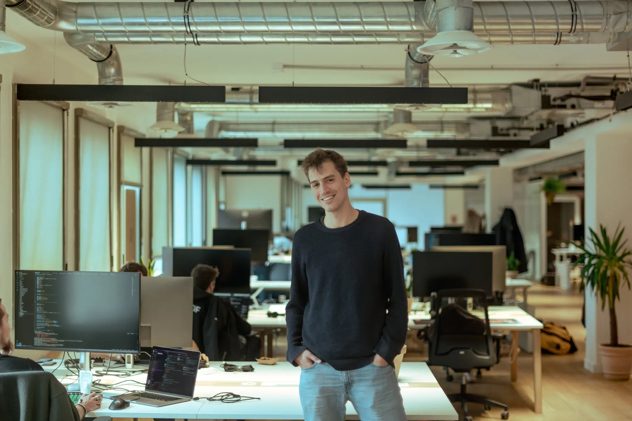 Європейський прорив: ASML інвестує $1,5 млрд у французький стартап Mistral